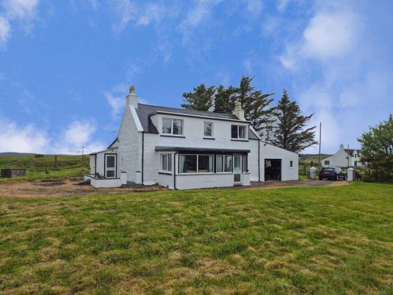 Garbh Reisa, 17 Earlish, Portree, Isle of Skye, IV51 9XL