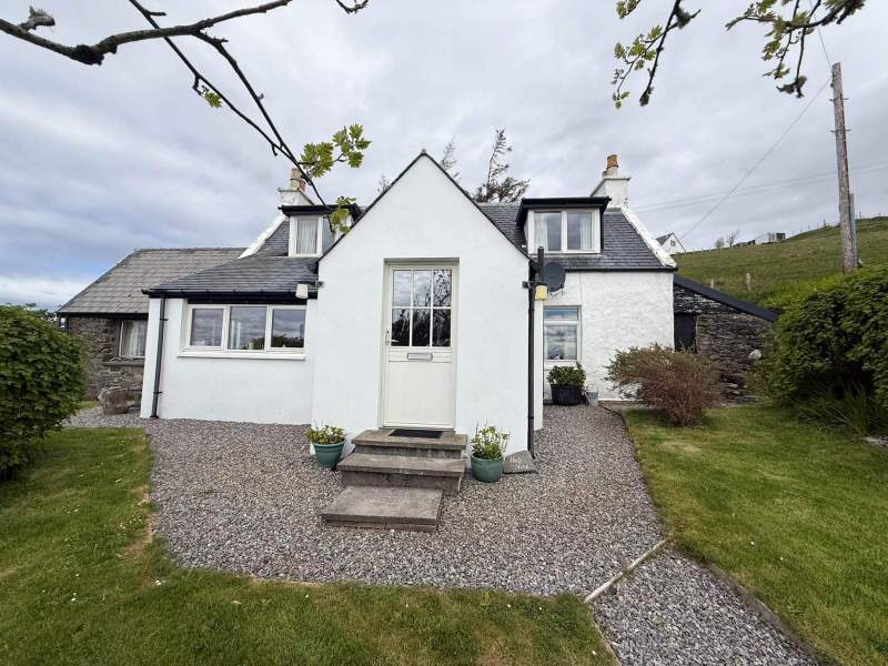 Half of 9 Aird, Ardvasar, Isle of Skye, IV45 8RN