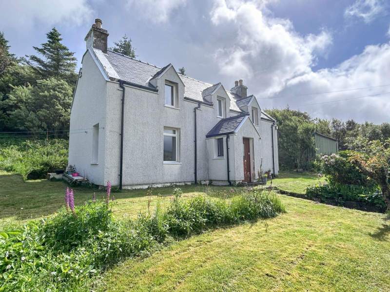 8 Fasach, Glendale, Isle Of Skye, IV55 8WP