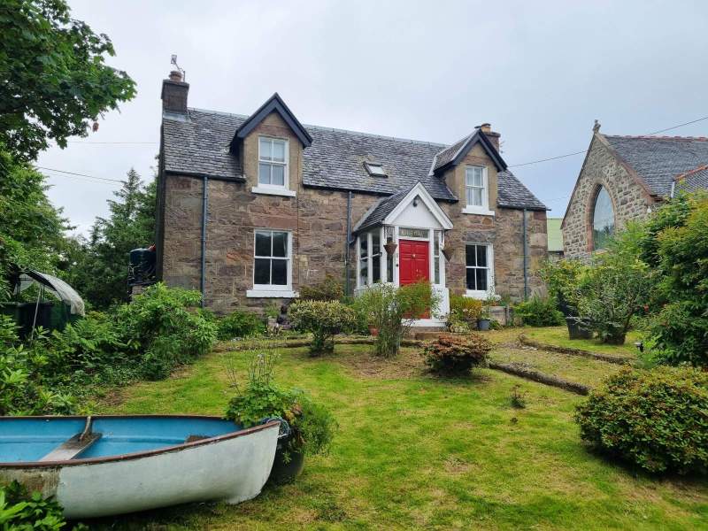 Kingillie, Church Road, Kyle, Highland, IV40 8DD
