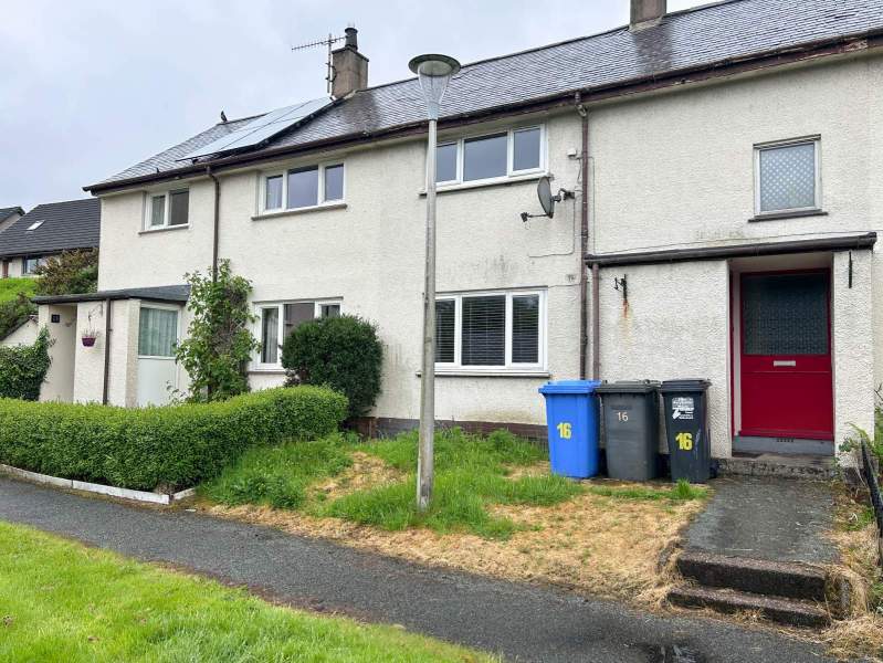 16 Urquhart Place, Portree, Isle of Skye, IV51 9HJ