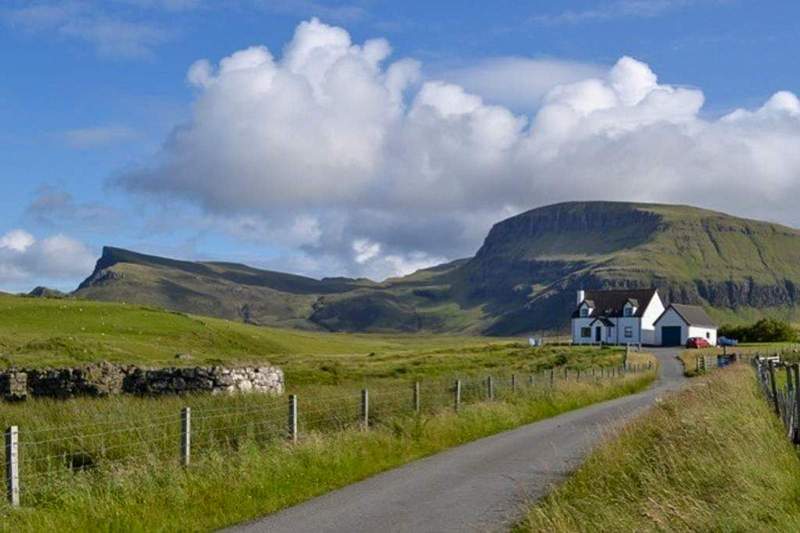 Hilltop House, 5b Conista, Isle of Skye, IV51 9UJ