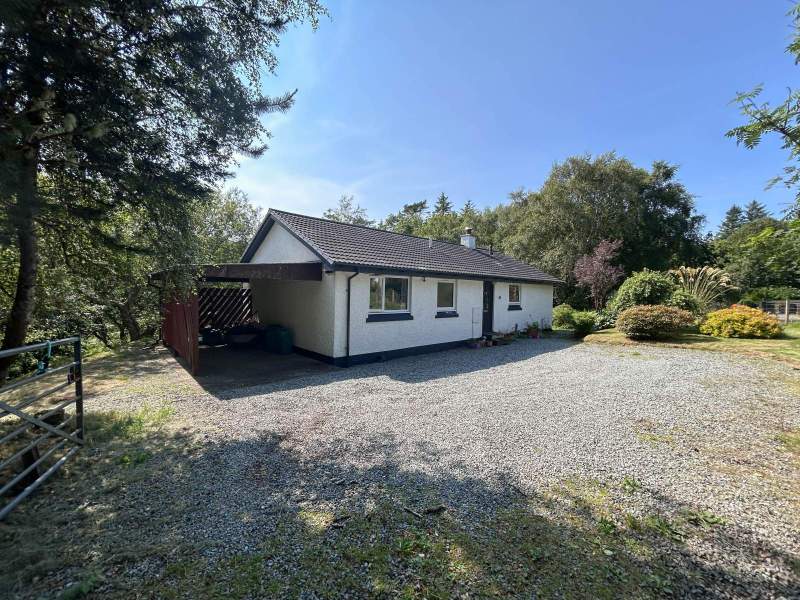 2 Brookside, Clachamish, Portree, Isle of Skye, IV51 9NY